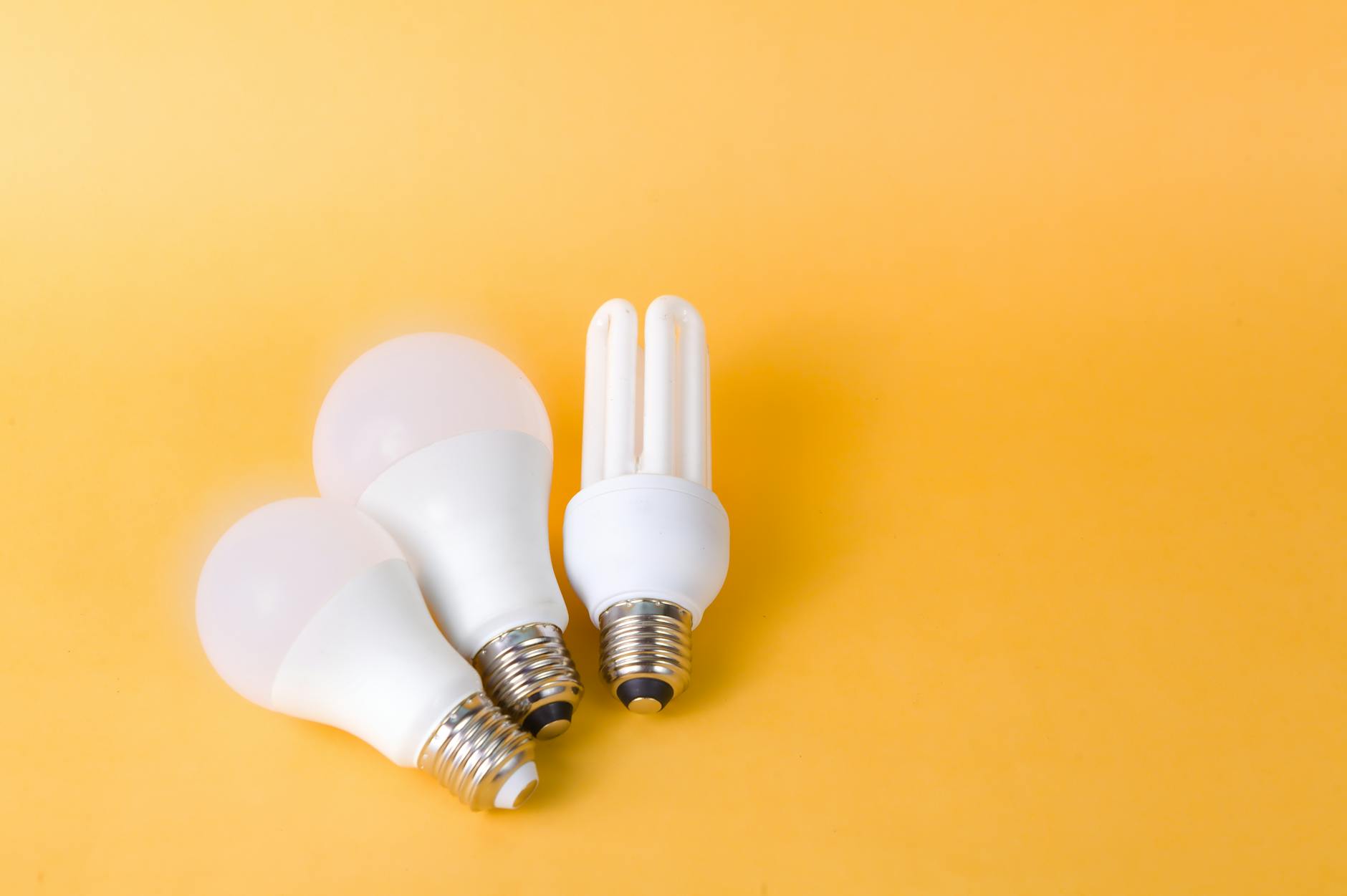 Best Rechargeable Light Bulbs for Power Outage: 9 Picks in 2026