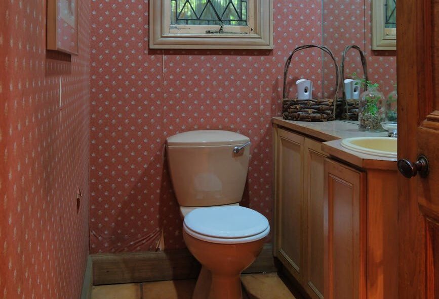 How to Detect if Your Toilet Is Wasting Water: Signs, Simple Tests & DIY Fixes